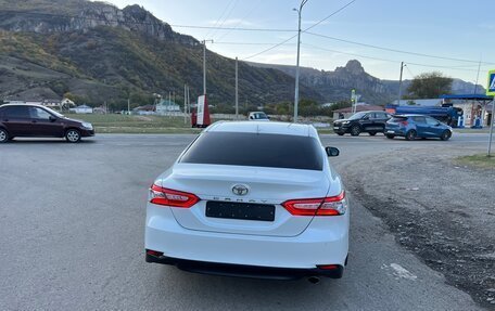 Toyota Camry, 2019 год, 2 900 000 рублей, 5 фотография