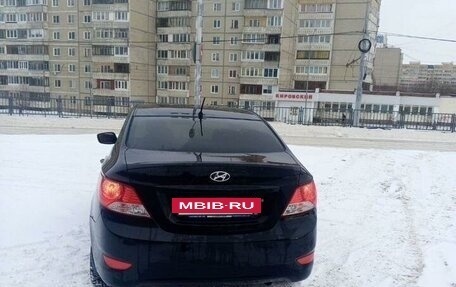 Hyundai Solaris II рестайлинг, 2013 год, 985 000 рублей, 3 фотография