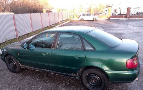 Audi A4, 1996 год, 199 999 рублей, 10 фотография