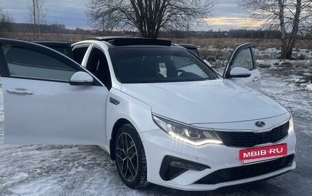 KIA Optima IV, 2018 год, 2 770 000 рублей, 6 фотография