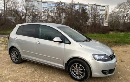 Volkswagen Golf Plus II, 2011 год, 850 000 рублей, 5 фотография