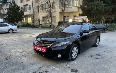 Toyota Camry, 2008 год, 970 000 рублей, 2 фотография