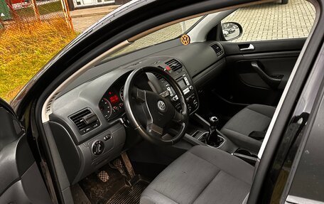 Volkswagen Golf V, 2008 год, 590 000 рублей, 10 фотография