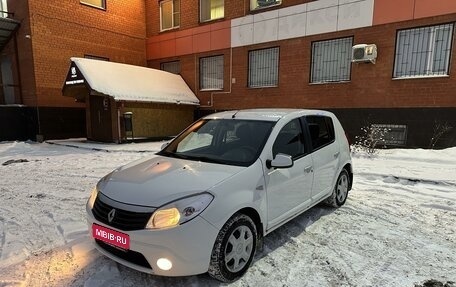 Renault Sandero I, 2013 год, 550 000 рублей, 1 фотография