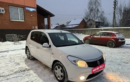 Renault Sandero I, 2013 год, 550 000 рублей, 3 фотография