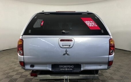 Mitsubishi L200 IV рестайлинг, 2012 год, 1 370 000 рублей, 3 фотография