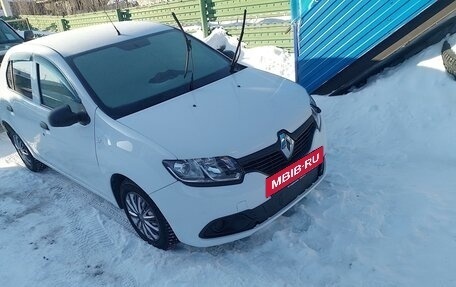 Renault Logan II, 2018 год, 520 000 рублей, 4 фотография