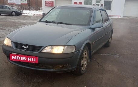 Opel Vectra B рестайлинг, 1998 год, 155 000 рублей, 3 фотография