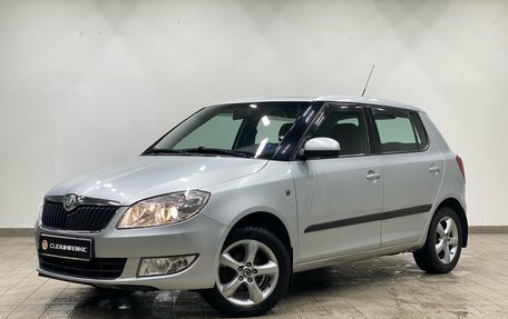 Skoda Fabia II, 2010 год, 600 000 рублей, 2 фотография