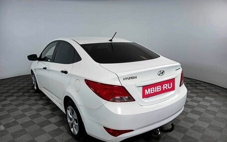 Hyundai Solaris II рестайлинг, 2015 год, 1 099 000 рублей, 8 фотография