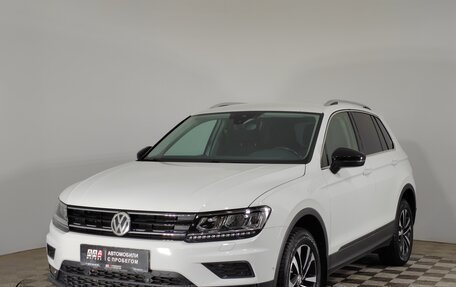 Volkswagen Tiguan II, 2019 год, 2 899 000 рублей, 1 фотография