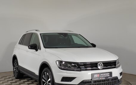 Volkswagen Tiguan II, 2019 год, 2 899 000 рублей, 3 фотография