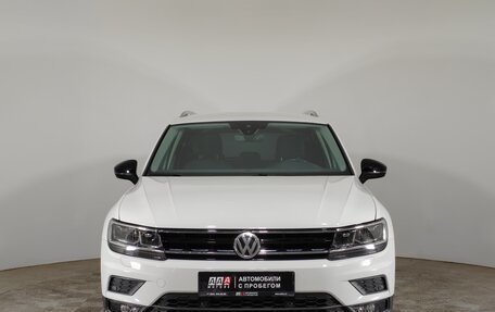 Volkswagen Tiguan II, 2019 год, 2 899 000 рублей, 2 фотография