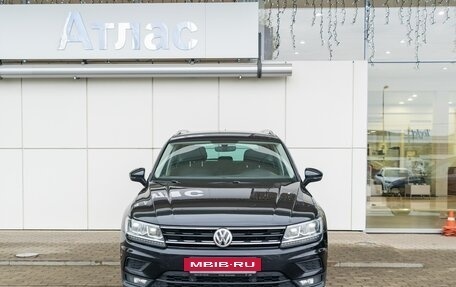 Volkswagen Tiguan II, 2017 год, 2 640 000 рублей, 2 фотография