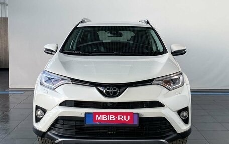 Toyota RAV4, 2017 год, 2 750 000 рублей, 3 фотография