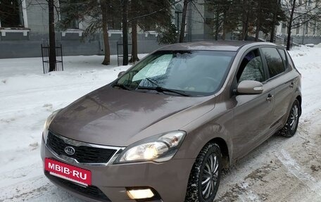 KIA cee'd I рестайлинг, 2010 год, 656 000 рублей, 4 фотография