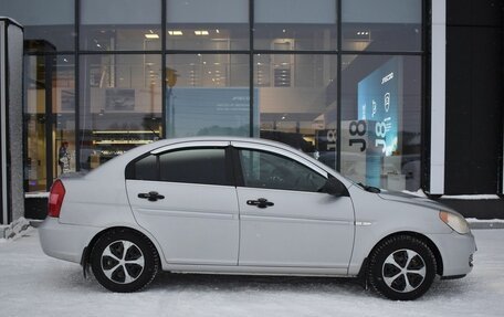 Hyundai Verna II, 2006 год, 440 000 рублей, 4 фотография