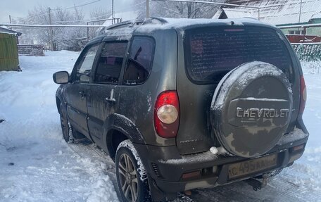 Chevrolet Niva I рестайлинг, 2011 год, 500 000 рублей, 4 фотография