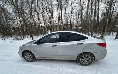 Hyundai Solaris II рестайлинг, 2014 год, 650 000 рублей, 3 фотография