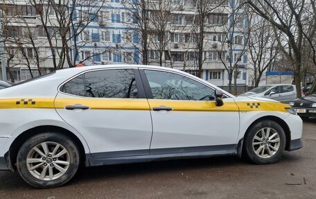 Toyota Camry, 2019 год, 2 090 000 рублей, 4 фотография