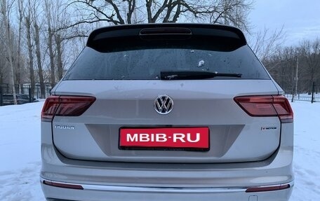 Volkswagen Tiguan II, 2018 год, 3 100 000 рублей, 22 фотография