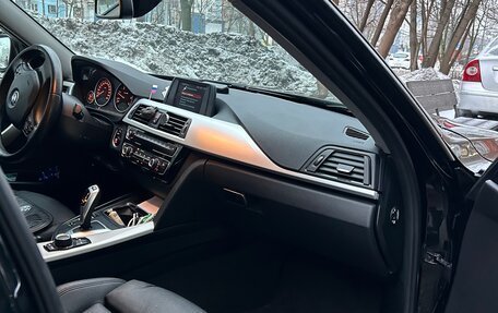 BMW 3 серия, 2019 год, 3 050 000 рублей, 10 фотография