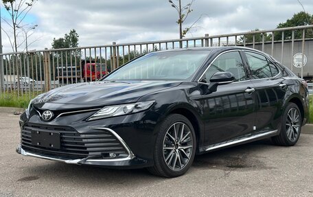 Toyota Camry, 2023 год, 2 850 000 рублей, 2 фотография