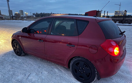 KIA cee'd I рестайлинг, 2007 год, 560 000 рублей, 1 фотография