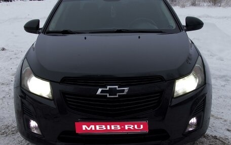 Chevrolet Cruze II, 2013 год, 669 000 рублей, 3 фотография