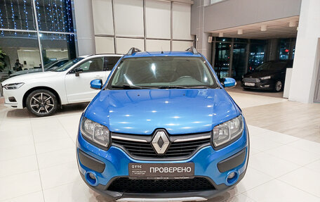 Renault Sandero II рестайлинг, 2017 год, 1 016 000 рублей, 2 фотография