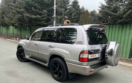 Toyota Land Cruiser 100 рестайлинг 2, 1998 год, 2 100 000 рублей, 4 фотография