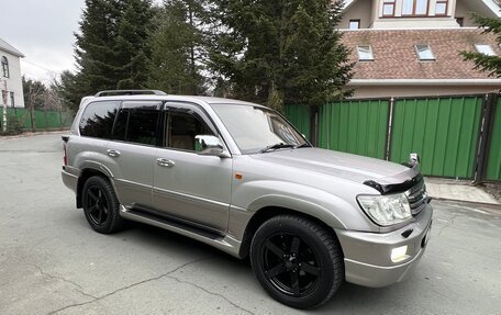 Toyota Land Cruiser 100 рестайлинг 2, 1998 год, 2 100 000 рублей, 6 фотография