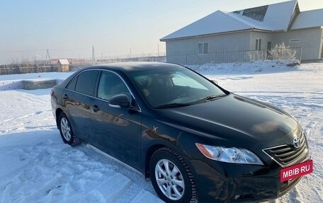 Toyota Camry, 2011 год, 1 750 000 рублей, 2 фотография