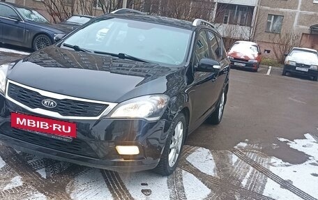 KIA cee'd I рестайлинг, 2012 год, 850 000 рублей, 11 фотография