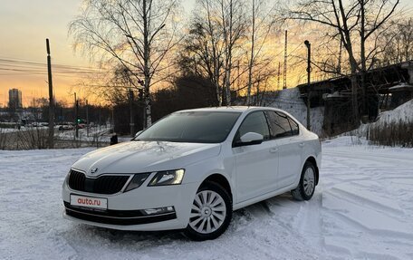 Skoda Octavia, 2017 год, 1 680 000 рублей, 2 фотография