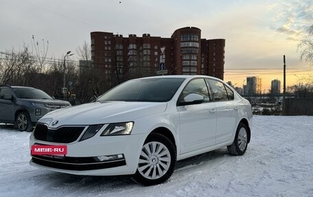 Skoda Octavia, 2017 год, 1 680 000 рублей, 40 фотография