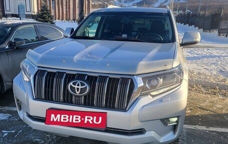 Toyota Land Cruiser Prado 150 рестайлинг 2, 2020 год, 5 750 000 рублей, 3 фотография