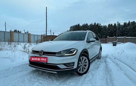 Volkswagen Golf VII, 2017 год, 2 100 000 рублей, 3 фотография