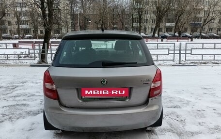 Skoda Fabia II, 2011 год, 800 000 рублей, 6 фотография