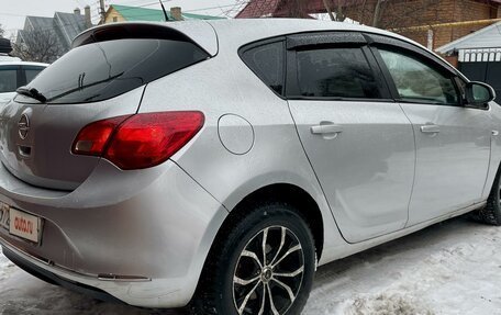 Opel Astra J, 2012 год, 550 000 рублей, 5 фотография