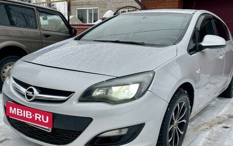 Opel Astra J, 2012 год, 550 000 рублей, 3 фотография