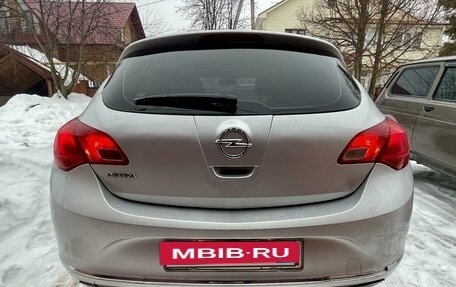 Opel Astra J, 2012 год, 550 000 рублей, 4 фотография