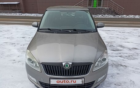 Skoda Fabia II, 2011 год, 800 000 рублей, 2 фотография