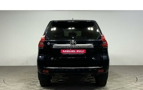 Toyota Land Cruiser Prado 150 рестайлинг 2, 2019 год, 4 449 000 рублей, 6 фотография