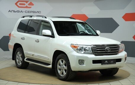 Toyota Land Cruiser 200, 2014 год, 4 250 000 рублей, 3 фотография