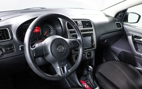 Volkswagen Polo VI (EU Market), 2013 год, 966 000 рублей, 14 фотография