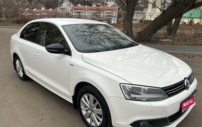 Volkswagen Jetta VI, 2013 год, 999 000 рублей, 1 фотография