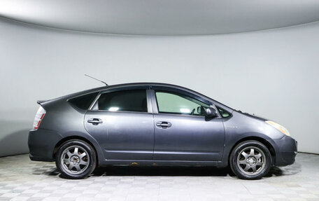 Toyota Prius, 2006 год, 562 350 рублей, 4 фотография