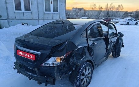 Hyundai Solaris II рестайлинг, 2011 год, 350 000 рублей, 9 фотография