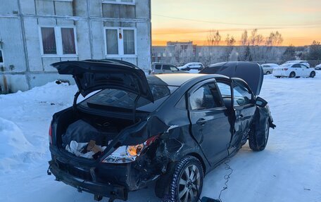 Hyundai Solaris II рестайлинг, 2011 год, 350 000 рублей, 19 фотография